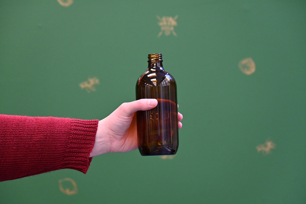 Low waste, glass bottles for soda syrups and cordials